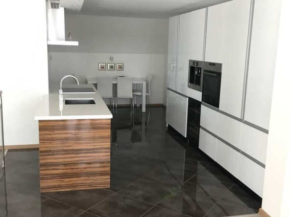 Мезонет в Поморие - 280 кв.м за 783 €/кв.м - Снимка #1