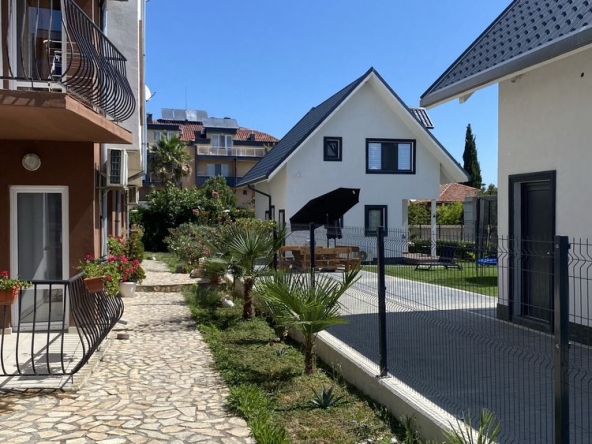 Едностаен апартамент в София, м-т Батареята - 27 кв.м за 1667 €/кв.м - Снимка #1