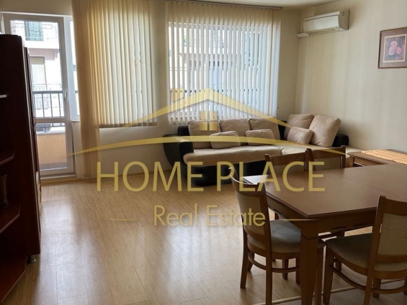 Дава се под наем Двустаен апартамент в Варна, Център - 73 кв.м за 561 € - Снимка #1