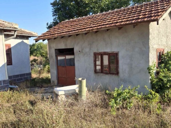 Къща в с. Орлова могила, Област Добрич - 50 кв.м за 306 €/кв.м - Снимка #1