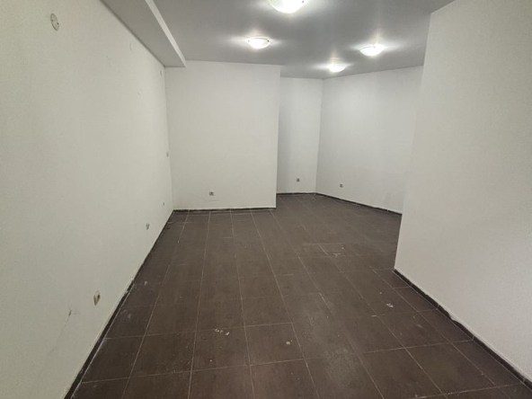 Офис в Банско - 34 кв.м за 1000 €/кв.м - Снимка #1