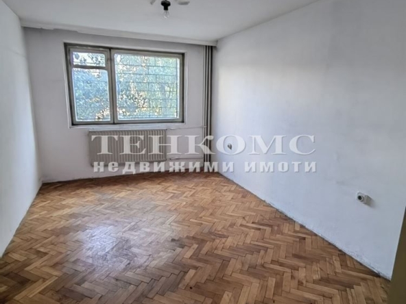 Тристаен апартамент в София, Младост 1 - 89 кв.м за 2461 €/кв.м - Снимка #1