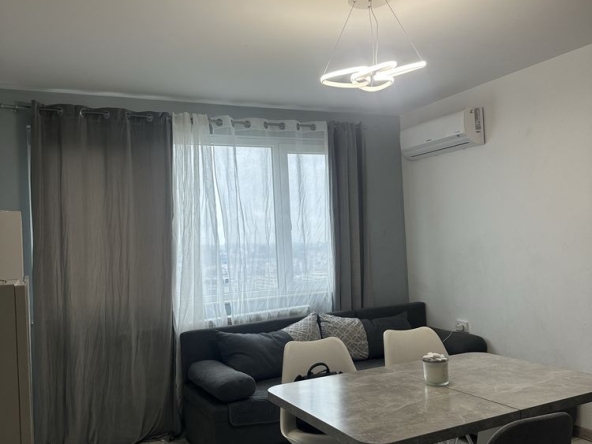 Дава се под наем Двустаен апартамент в Плевен, Дружба 1 - 55 кв.м за 433.5 € - Снимка #1