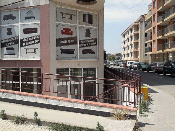Магазин в Бургас, Меден рудник - зона А - 200 кв.м за 750 €/кв.м - Снимка #1