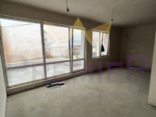Четиристаен апартамент в Варна, ХЕИ - 131 кв.м за 1451 €/кв.м - Снимка #1