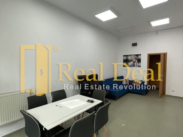 Дава се под наем Офис в София, Младост 4 - 25 кв.м за 270 € - Снимка #1