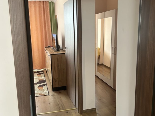 Двустаен апартамент в Перник, Център - 54 кв.м за 1760 €/кв.м - Снимка #1