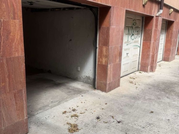 Гараж / Паркомясто в София, Гео Милев - 18 кв.м за 2500 €/кв.м - Снимка #1