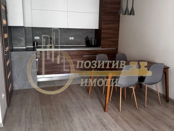 Дава се под наем Тристаен апартамент в София, Витоша - 110 кв.м за 950 € - Снимка #1