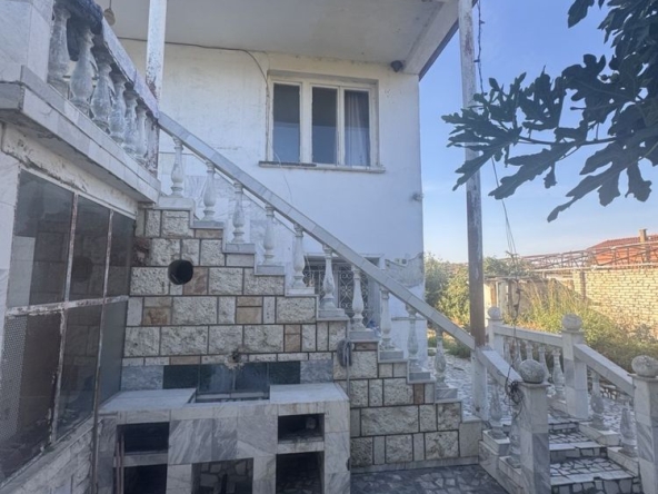 Къща в с. Йоаким Груево, Област Пловдив - 136 кв.м за 662 €/кв.м - Снимка #1