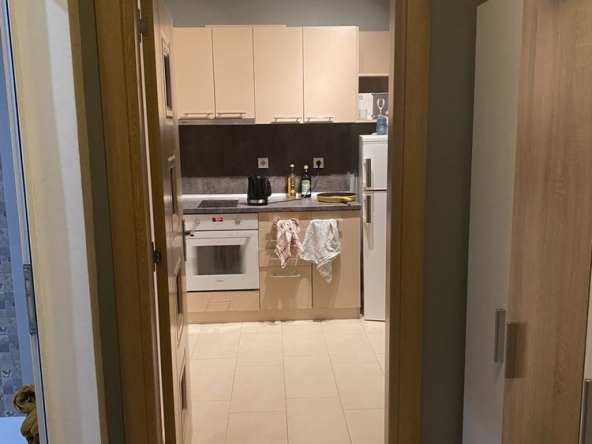 Дава се под наем Едностаен апартамент в София, Студентски град - 70 кв.м за 500 € - Снимка #1