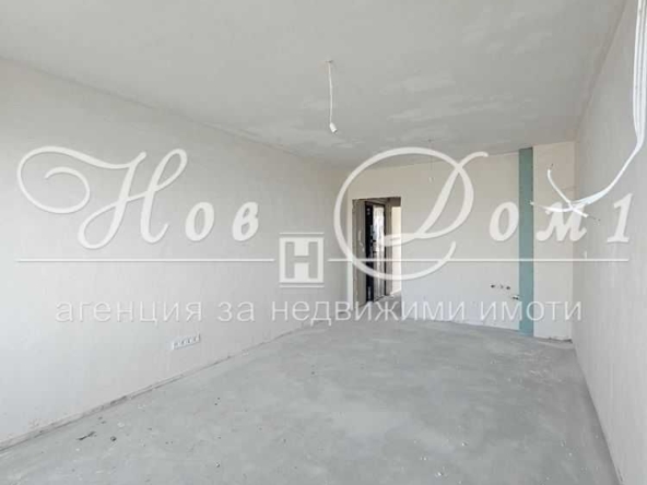 Двустаен апартамент в Варна, Кайсиева градина - 50 кв.м за 1485 €/кв.м - Снимка #1