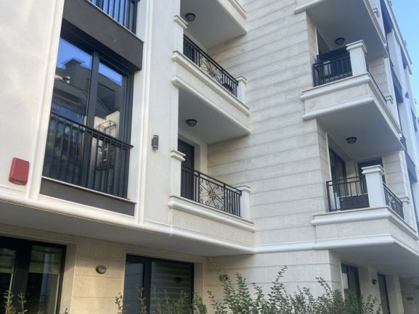 Дава се под наем Двустаен апартамент в София, 7-ми 11-ти километър - 86 кв.м за 770 € - Снимка #1