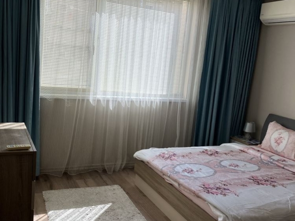 Дава се под наем Двустаен апартамент в Пловдив, Център - 68 кв.м за 443.7 € - Снимка #1