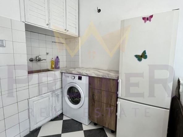 Дава се под наем Двустаен апартамент в Варна, Колхозен пазар - 50 кв.м за 400 € - Снимка #1