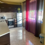 Дава се под наем Тристаен апартамент в Луковит - 80 кв.м за 255 € - Снимка #1