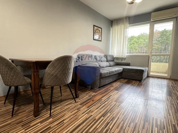 Дава се под наем Двустаен апартамент в Варна, Аспарухово - 65 кв.м за 408 € - Снимка #1