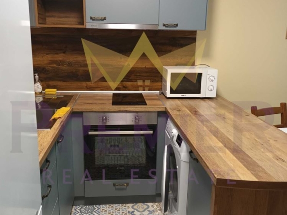 Дава се под наем Двустаен апартамент в Варна, Бриз - 65 кв.м за 408 € - Снимка #1