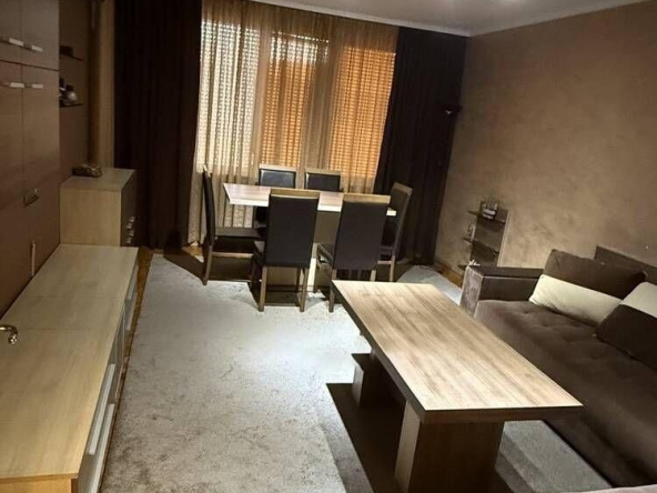 Дава се под наем Четиристаен апартамент в Пловдив, Мараша - 100 кв.м за 511 € - Снимка #1