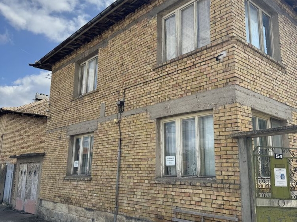 Къща в Попово - 160 кв.м за 269 €/кв.м - Снимка #1