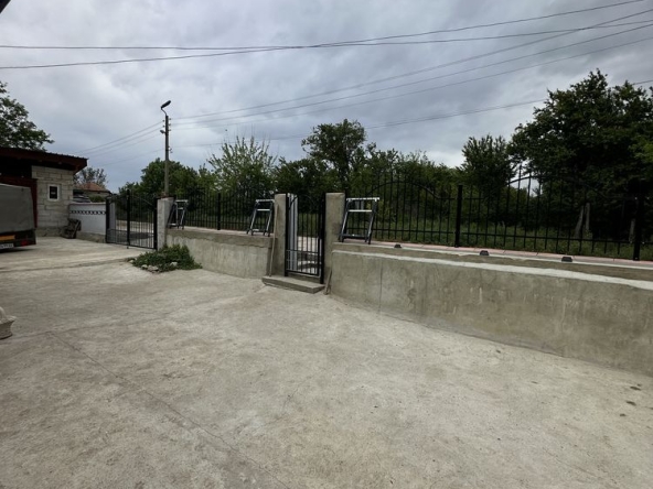 Къща в Тервел - 100 кв.м за 629 €/кв.м - Снимка #1