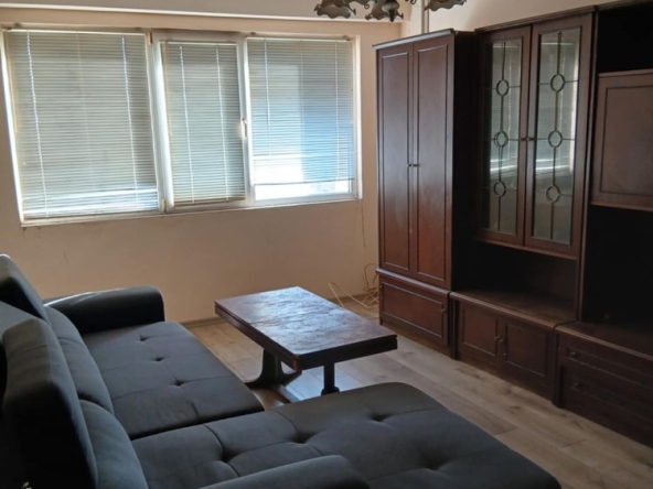 Тристаен апартамент в Нова Загора - 70 кв.м за 875 €/кв.м - Снимка #1