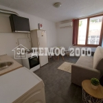 Дава се под наем Тристаен апартамент в Варна, Зимно кино Тракия - 60 кв.м за 357 € - Снимка #1