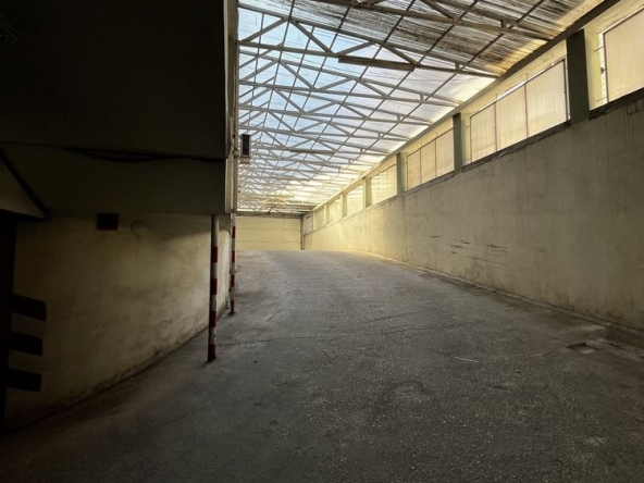 Дава се под наем Гараж / Паркомясто в Русе, Възраждане - 25 кв.м за 76.5 € - Снимка #1