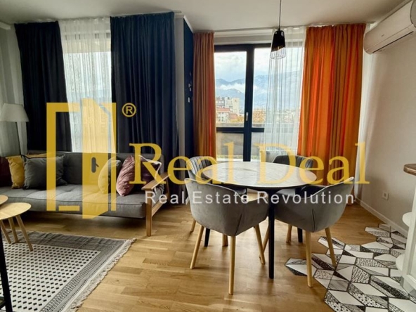 Дава се под наем Двустаен апартамент в София, Витоша - 65 кв.м за 850 € - Снимка #1