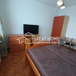 Дава се под наем Тристаен апартамент в Търговище, Център - 70 кв.м за 229.5 € - Снимка #1