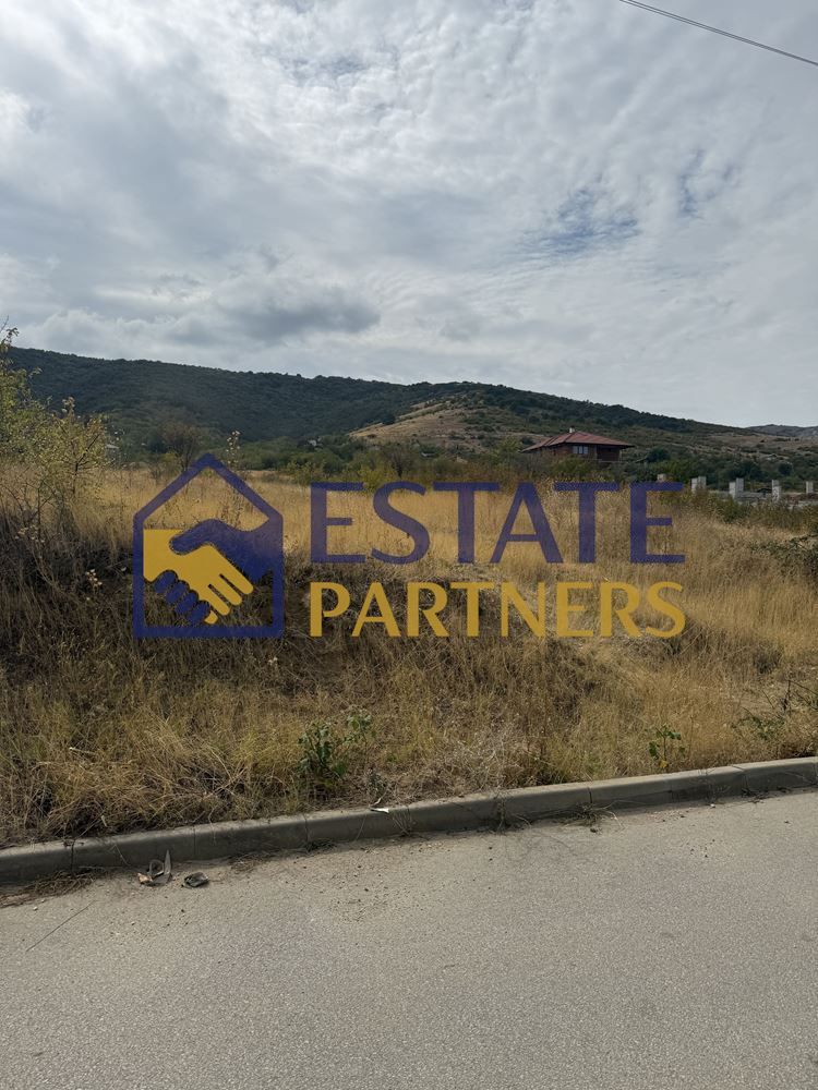 Парцел в с. Брестник, Област Пловдив - 900 кв.м за 134 €/кв.м - Снимка #1