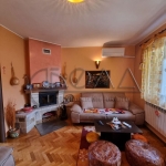 Тристаен апартамент в Дупница - 100 кв.м за 1290 €/кв.м - Снимка #1