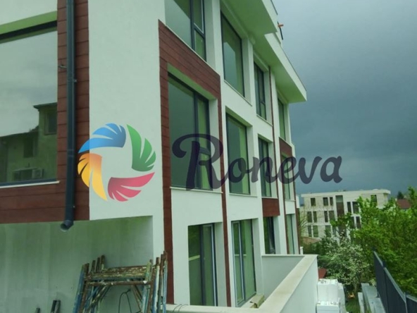 Двустаен апартамент в Варна, Бриз - 66 кв.м за 1954 €/кв.м - Снимка #1