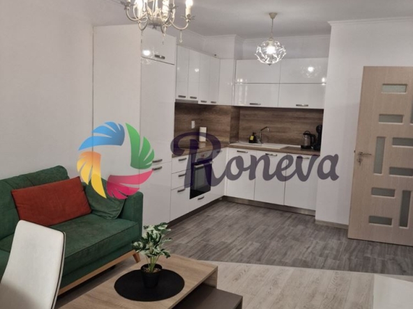 Дава се под наем Двустаен апартамент в Варна, Център - 70 кв.м за 620 € - Снимка #1