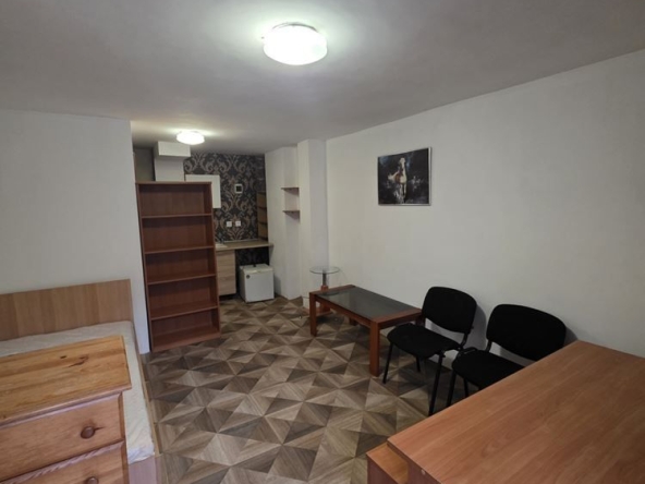 Дава се под наем Едностаен апартамент в София, Стрелбище - 22 кв.м за 250 € - Снимка #1