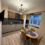 Дава се под наем Тристаен апартамент в Добрич, Дружба 2 - 103 кв.м за 357 € - Снимка #1