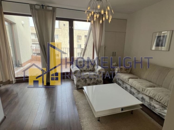 Дава се под наем Тристаен апартамент в София, Оборище - 120 кв.м за 1100 € - Снимка #1