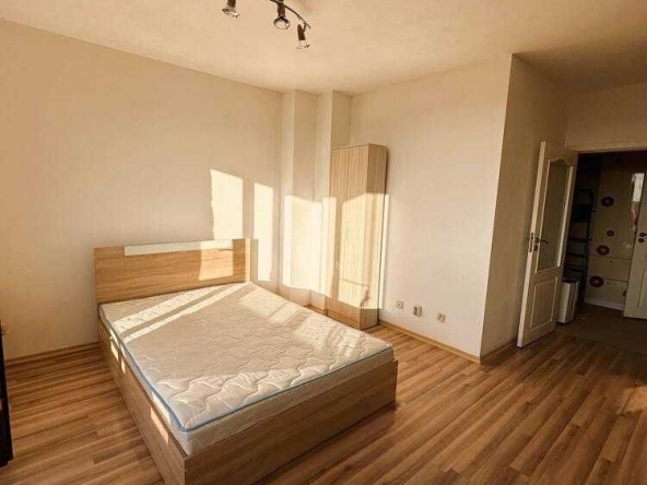 Дава се под наем Едностаен апартамент в София, Бъкстон - 42 кв.м за 433.5 € - Снимка #1