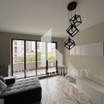 Дава се под наем Тристаен апартамент в София, Витоша - 100 кв.м за 800 € - Снимка #1