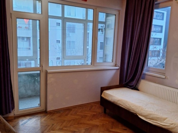 Тристаен апартамент в Шумен, Болницата - 94 кв.м за 1064 €/кв.м - Снимка #1