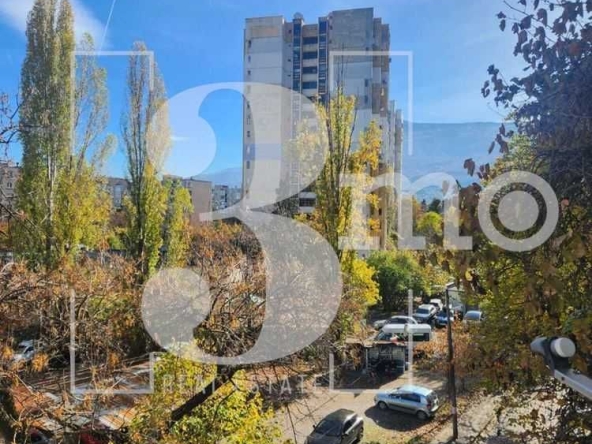 Четиристаен апартамент в София, Павлово - 80 кв.м за 2813 €/кв.м - Снимка #1