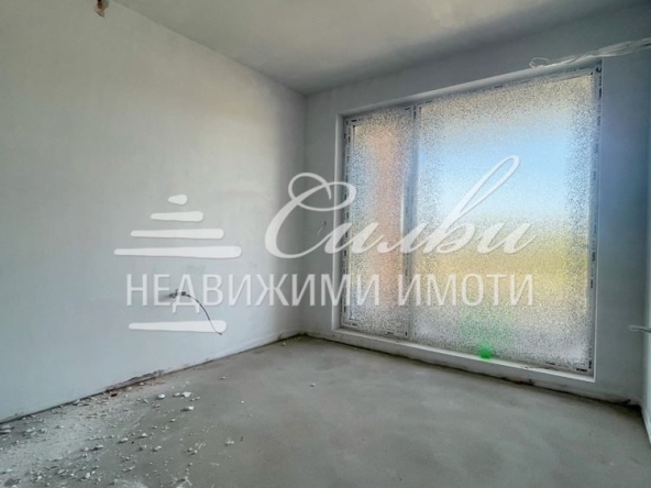 Тристаен апартамент в Шумен, Пазара - 82 кв.м за 1793 €/кв.м - Снимка #1