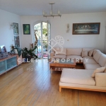 Дава се под наем Тристаен апартамент в София, Лозенец - 101 кв.м за 1200 € - Снимка #1