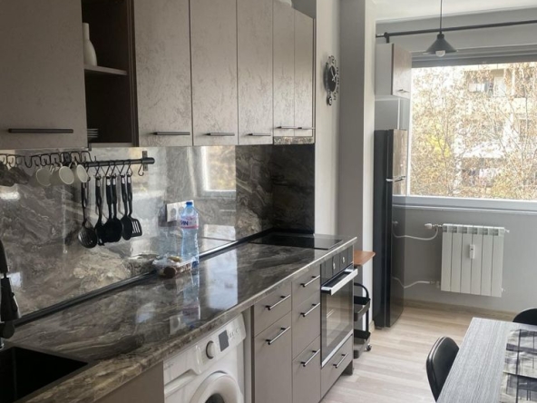 Дава се под наем Едностаен апартамент в София, Банишора - 42 кв.м за 561 € - Снимка #1