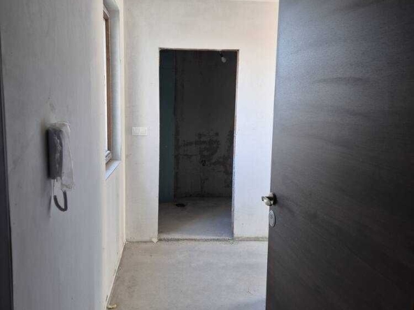 Двустаен апартамент в Пловдив, Прослав - 72 кв.м за 1450 €/кв.м - Снимка #1