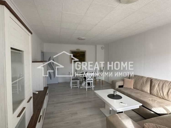 Дава се под наем Тристаен апартамент в Търговище, Запад 1 - 70 кв.м за 255 € - Снимка #1