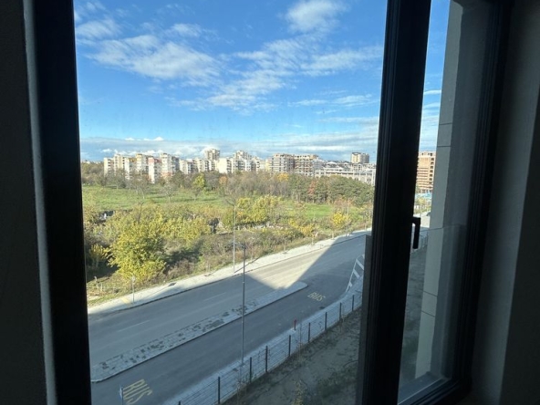 Тристаен апартамент в Пловдив, Тракия - 95 кв.м за 1526 €/кв.м - Снимка #1