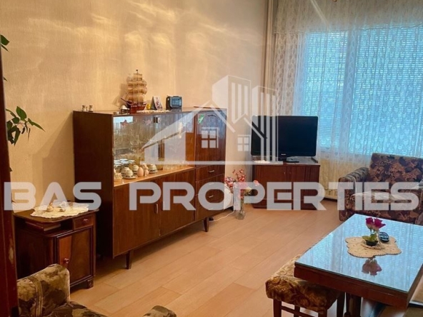 Тристаен апартамент в София, Връбница 1 - 80 кв.м за 2375 €/кв.м - Снимка #1