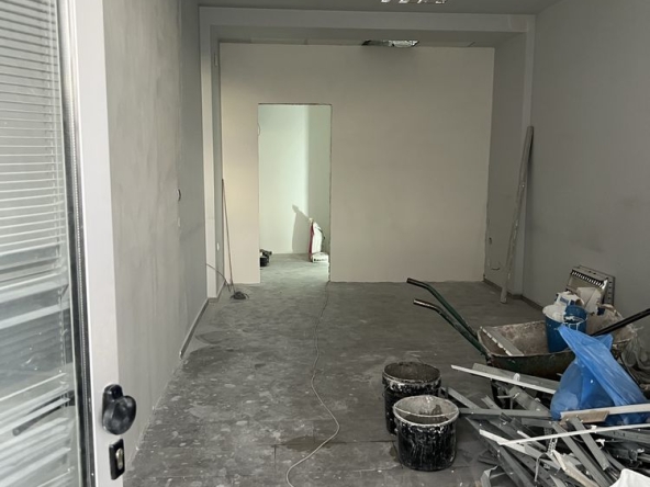 Дава се под наем Магазин в Пловдив, Христо Смирненски - 33 кв.м за 459 € - Снимка #1