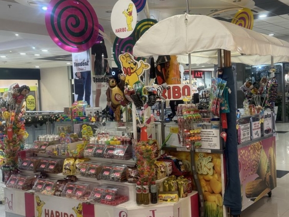 Магазин в Габрово, Младост - 10 кв.м за 408 €/кв.м - Снимка #1